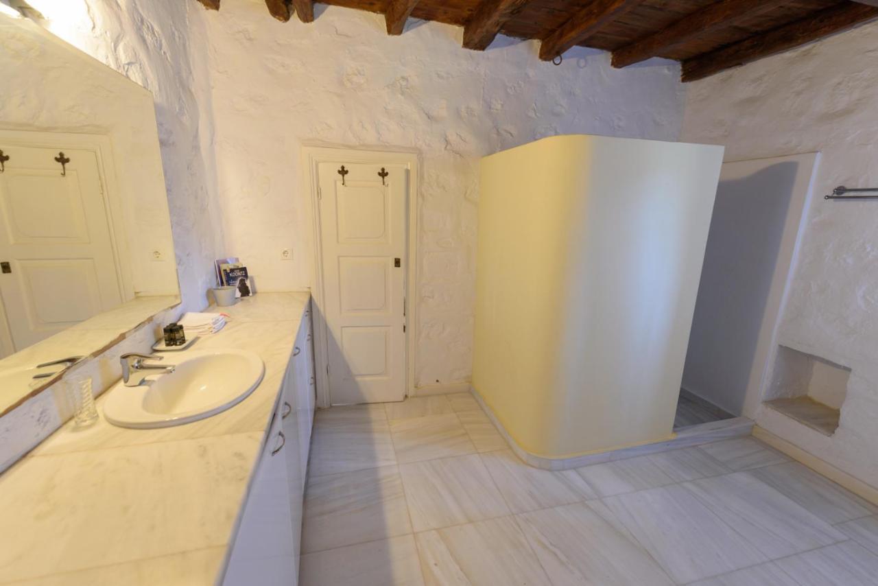 Vita Real Estate Hydra  Bagian luar foto