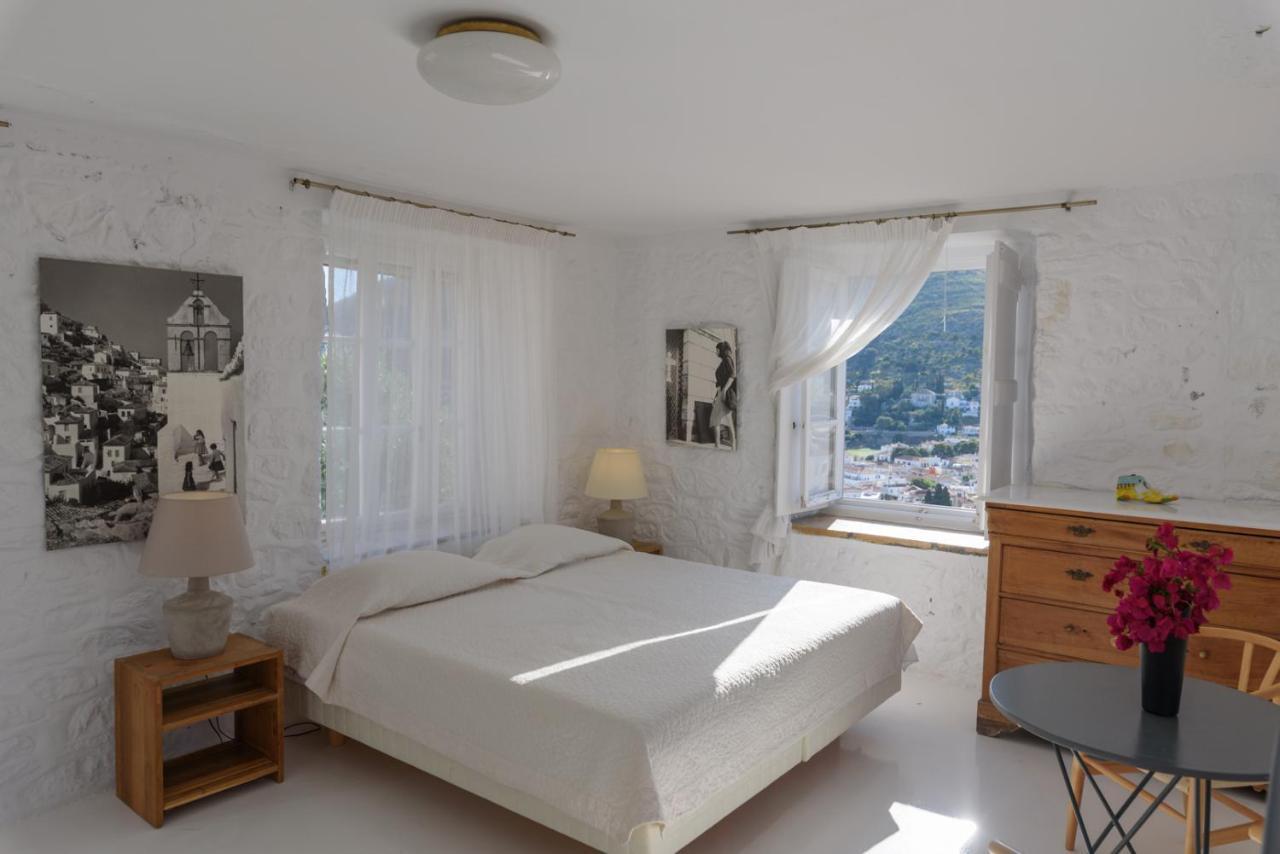Vita Real Estate Hydra  Bagian luar foto